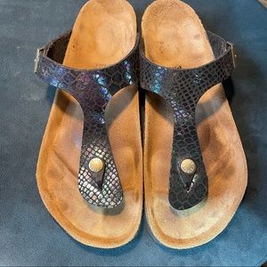 Women's Birkenstock ​Gizeh Sandal, shiny snake black multi size 39